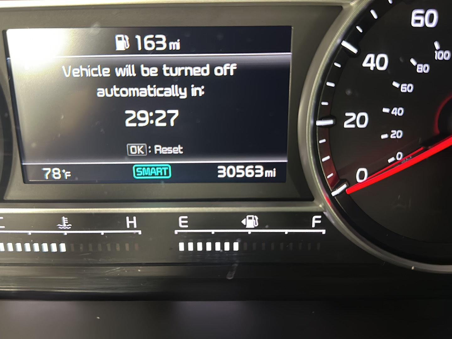 Used 2022 Glacial White Pearl Kia  image 29
