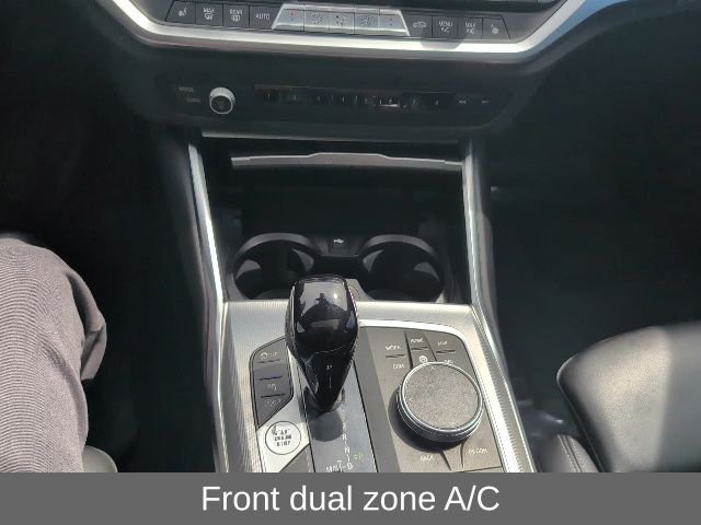 2022 BMW 3 Series 330i - Photo 6