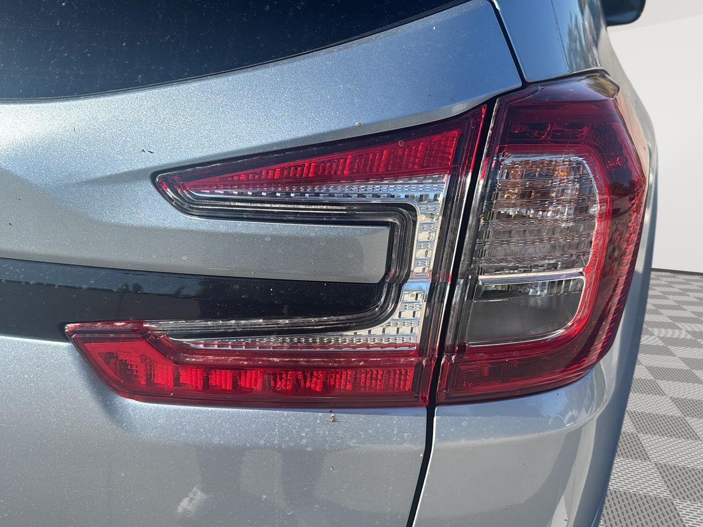 New 2027 ICE SILVER METALLIC Subaru Premium image 11