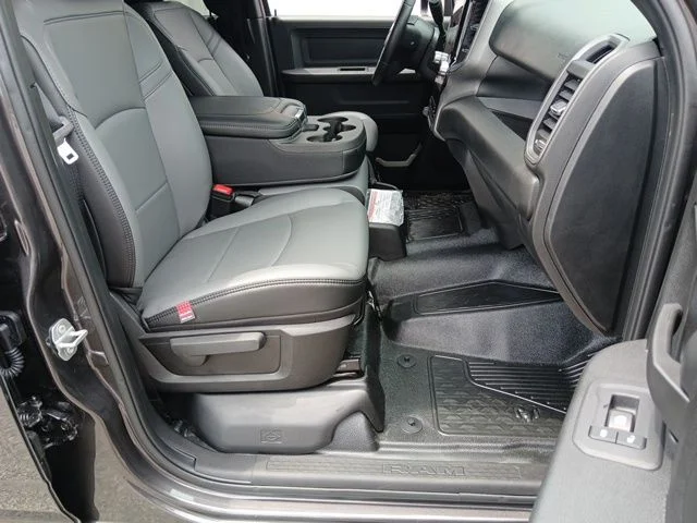 New 2026 Granite Crystal Metallic Clearcoat RAM Tradesman image 24