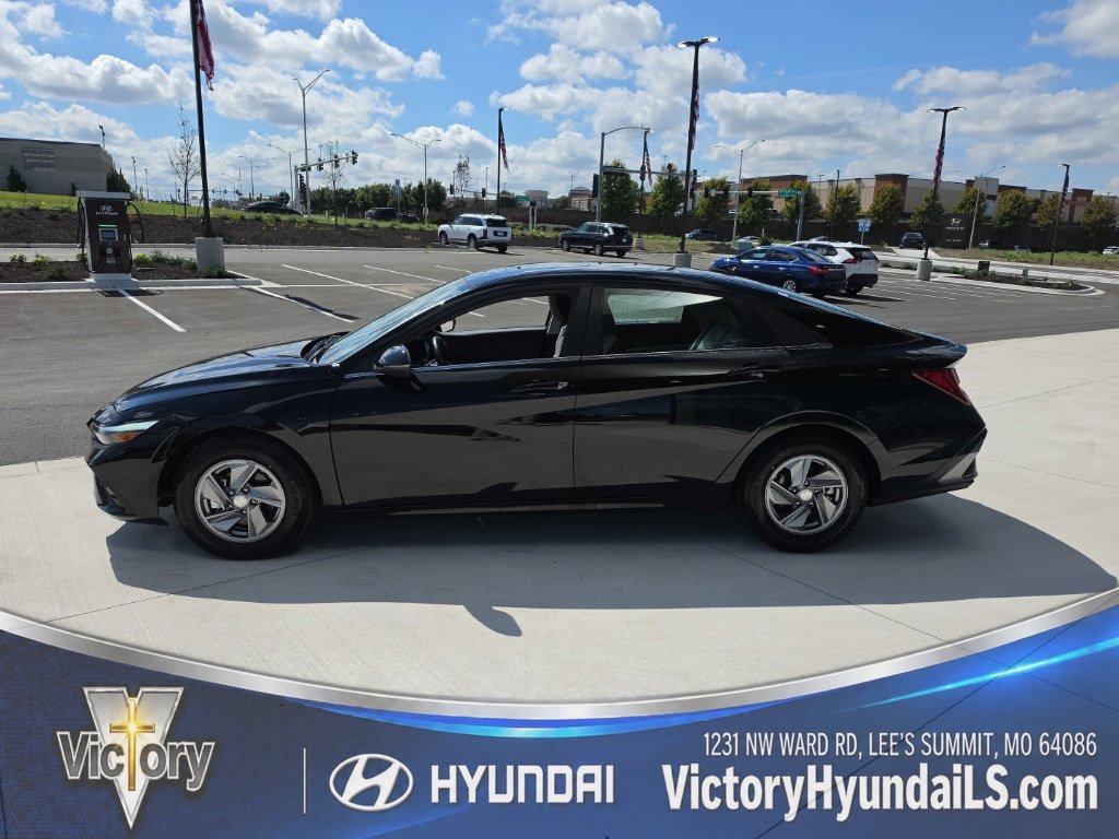 Used 2025 Hyundai Elantra Limited with VIN KMHLN4DJ4SU175965 for sale in Kansas City