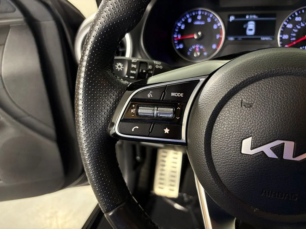 Used 2023 Black Kia GT-Line image 20