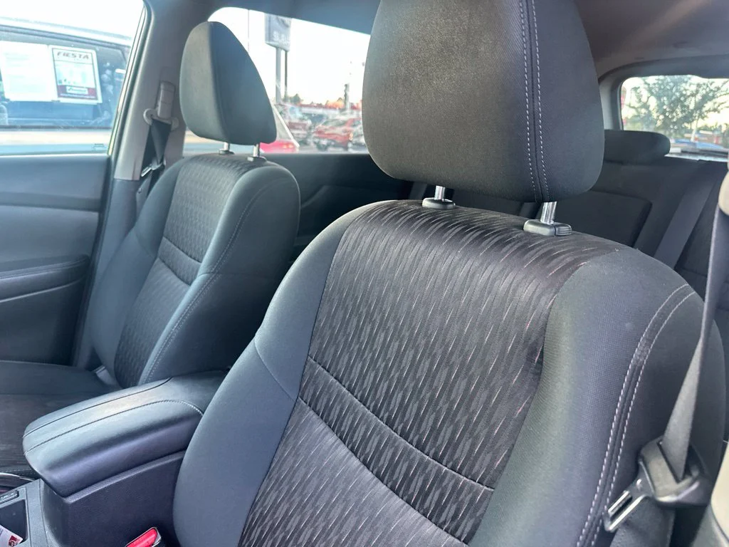 Used 2017 Gray Nissan Hybrid SV image 17