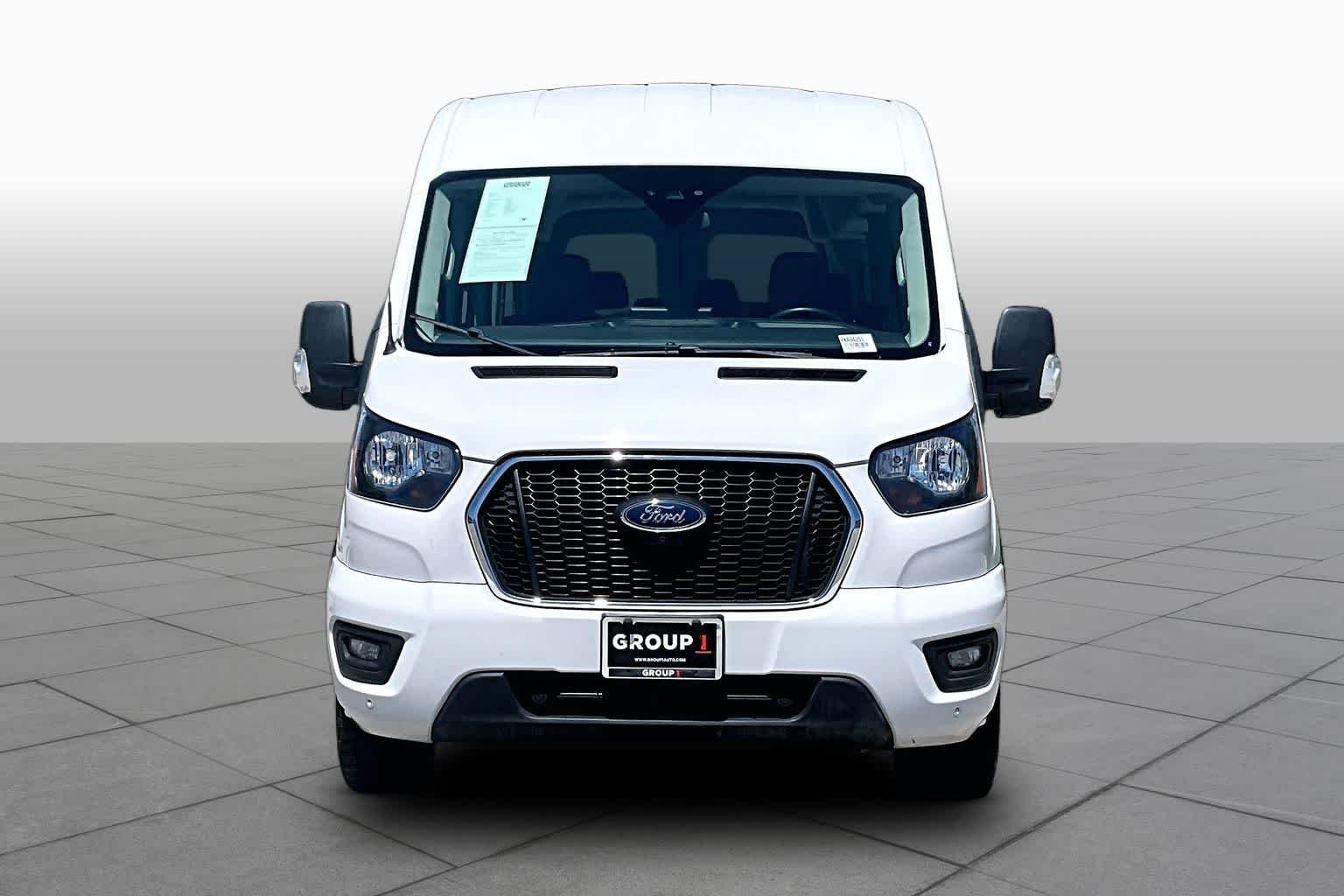 Used 2023 Oxford White Ford XLT image 4
