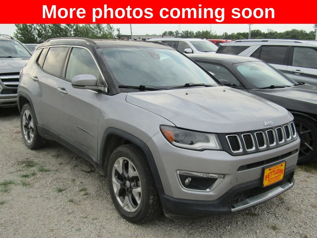 Used 2018 Silver Jeep Limited image 7