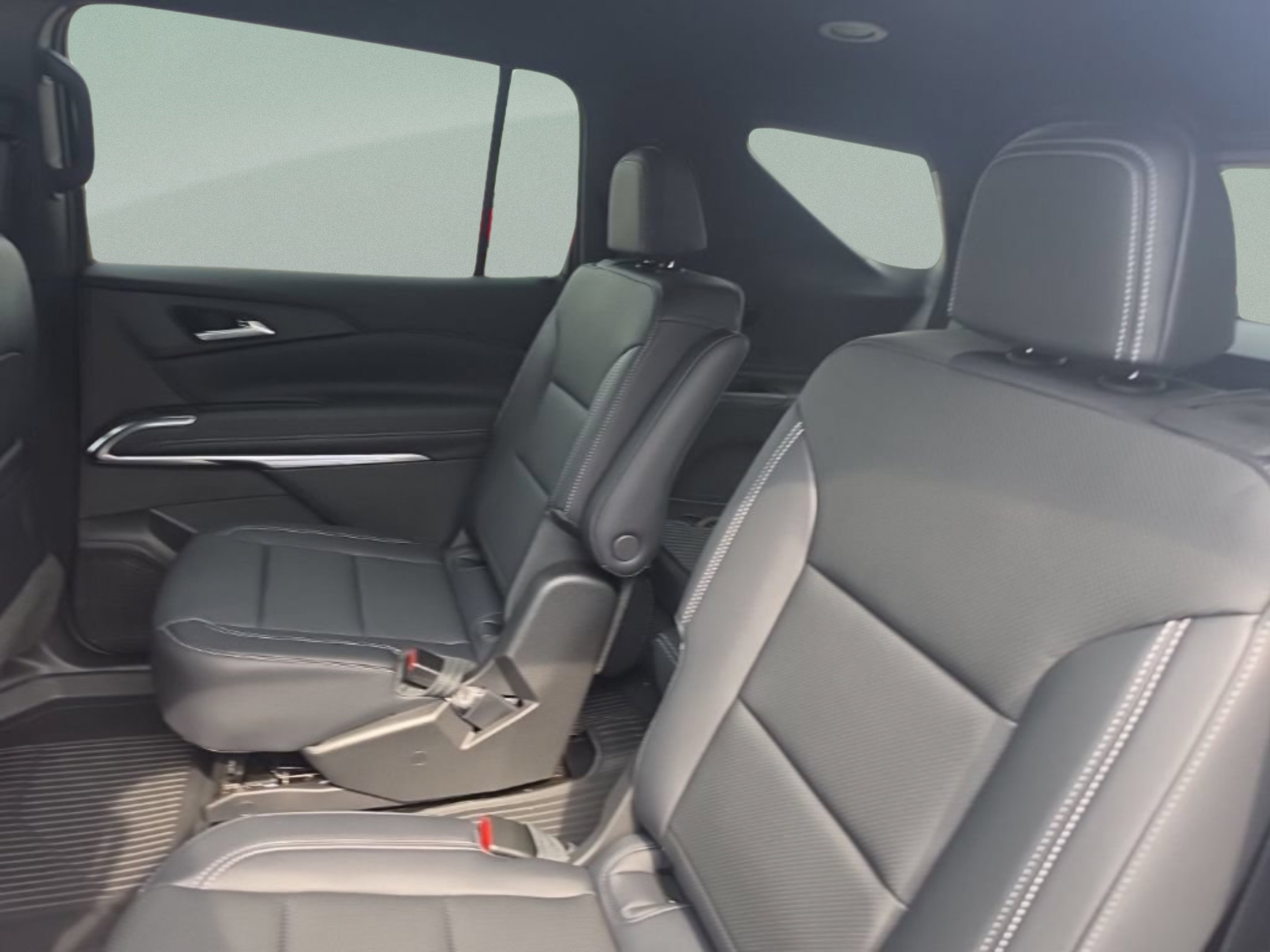 2027 Chevrolet Traverse LT - Photo 23