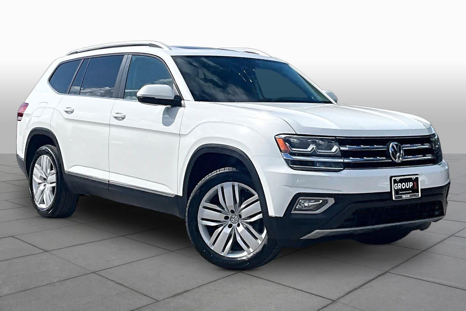 Used 2019 Pure White Volkswagen 3.6L V6 SEL image 3