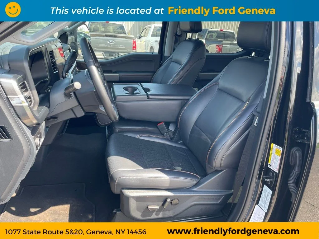 Used 2025 Agate Black Metallic Ford Lariat image 15
