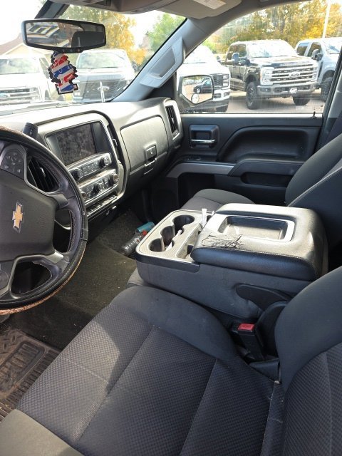 Used 2017 Summit White Chevrolet LT image 9