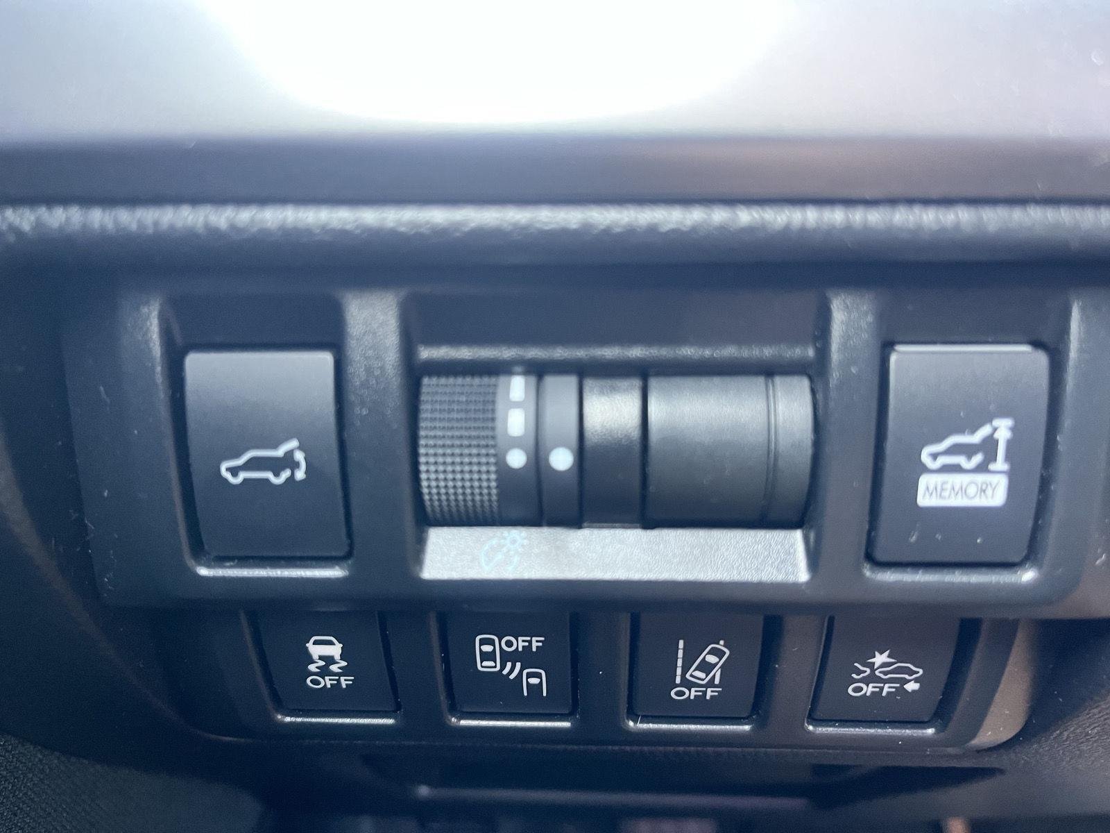 Used 2019 Abyss Blue Pearl Subaru Premium image 25