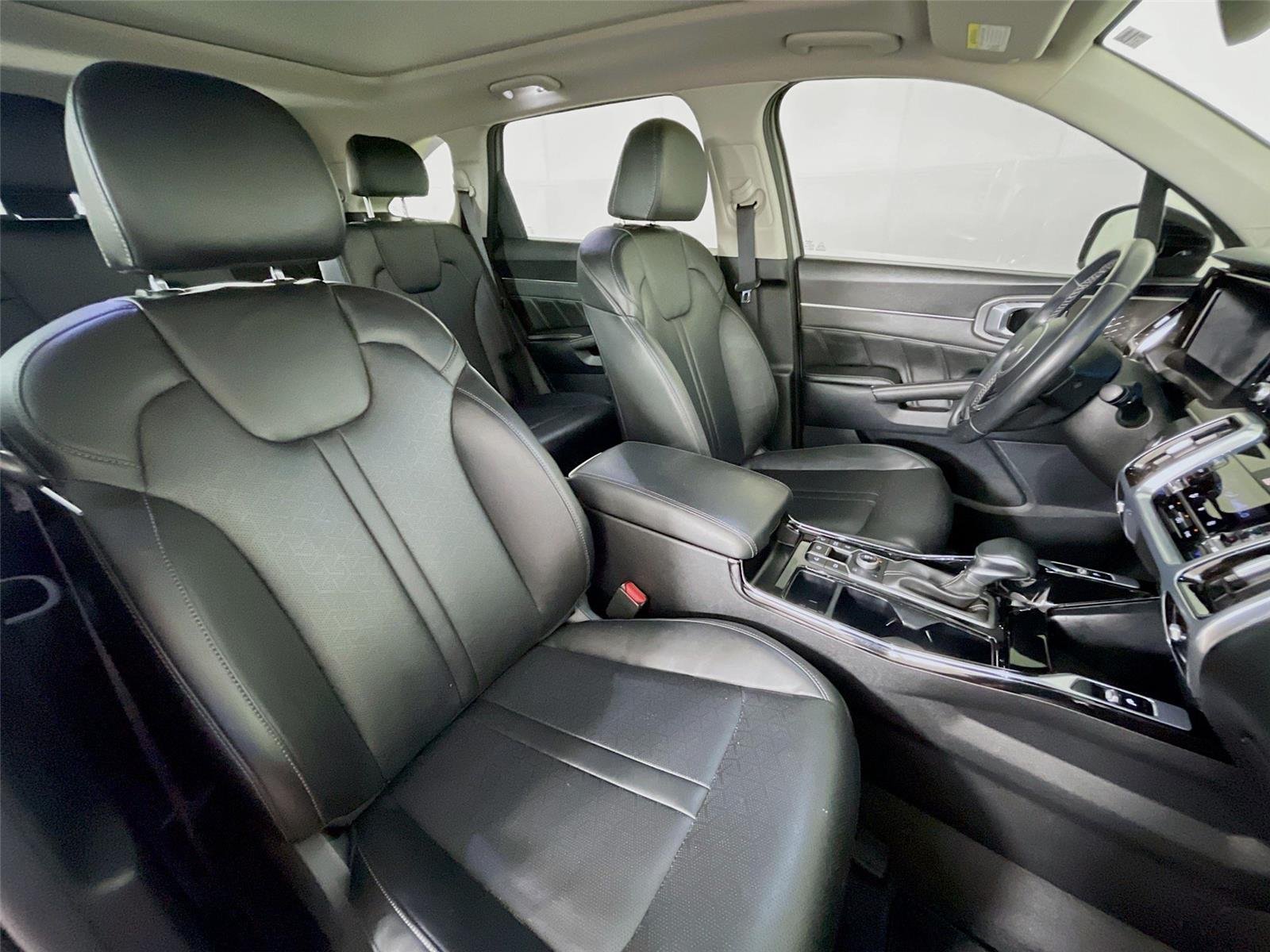 Used 2023 Gray Kia SX image 31