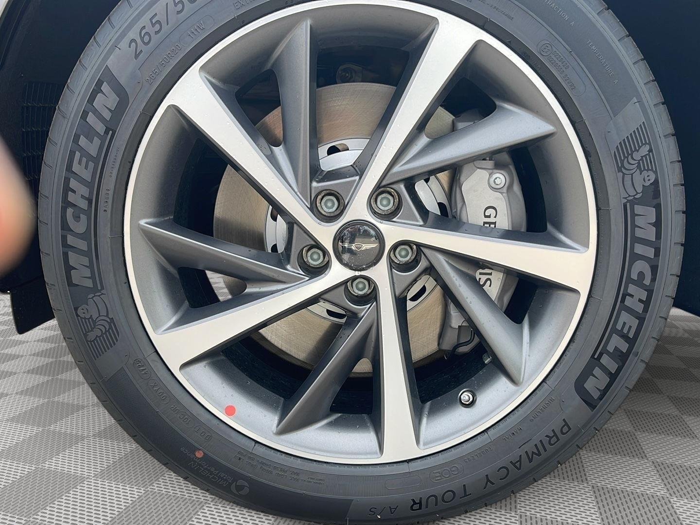New 2026 Savile Silver Genesis 2.5T Advanced image 9