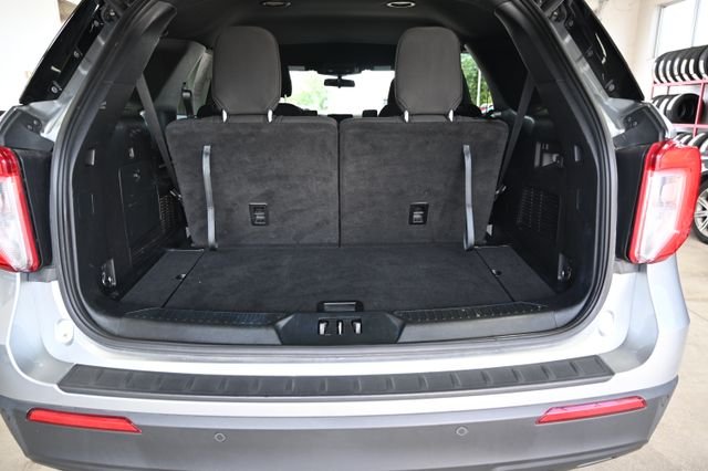 Used 2020 Silver Ford XLT image 32