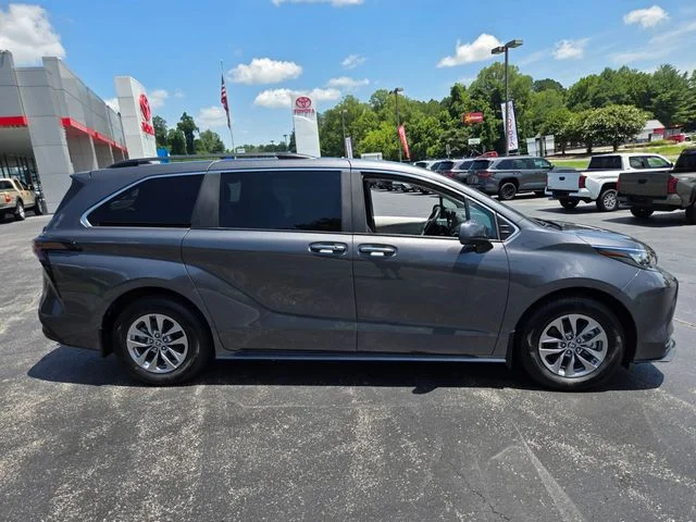 Used 2025 Gray Toyota XLE image 10