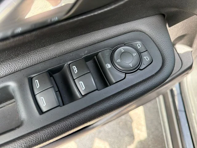 Used 2019 Black GMC SLE image 16