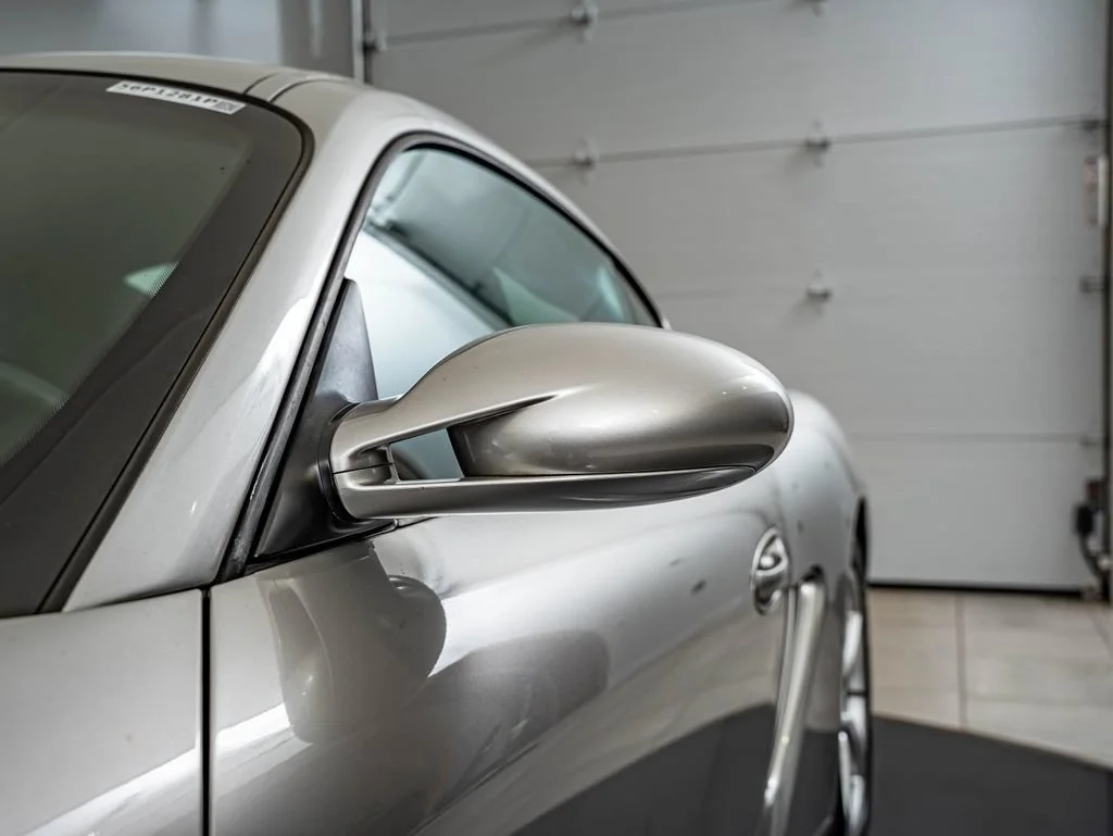 Used 2007 Arctic Silver Metallic Porsche  image 11