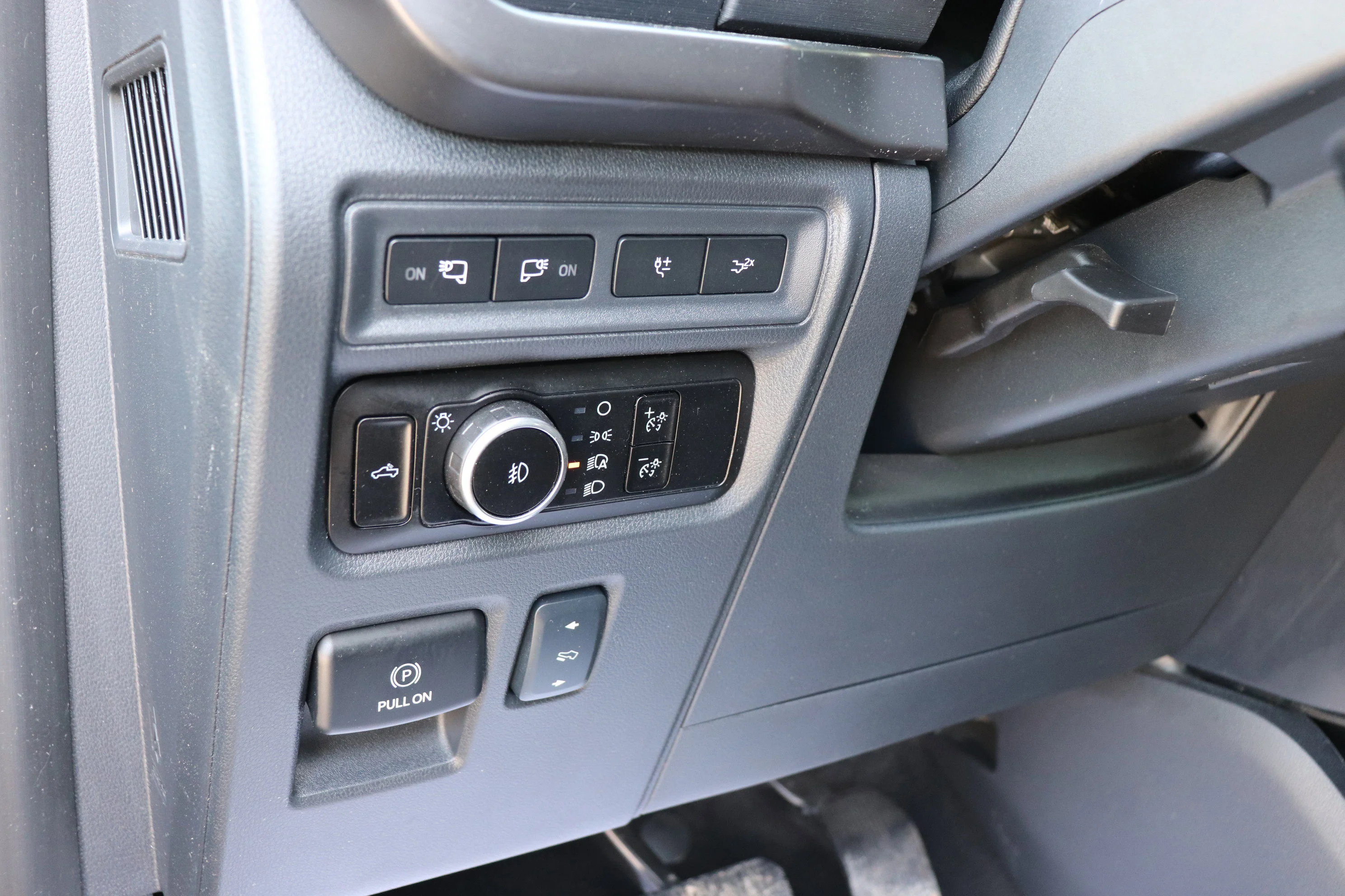 Certified Used 2024 Agate Black Metallic Ford Tremor image 11