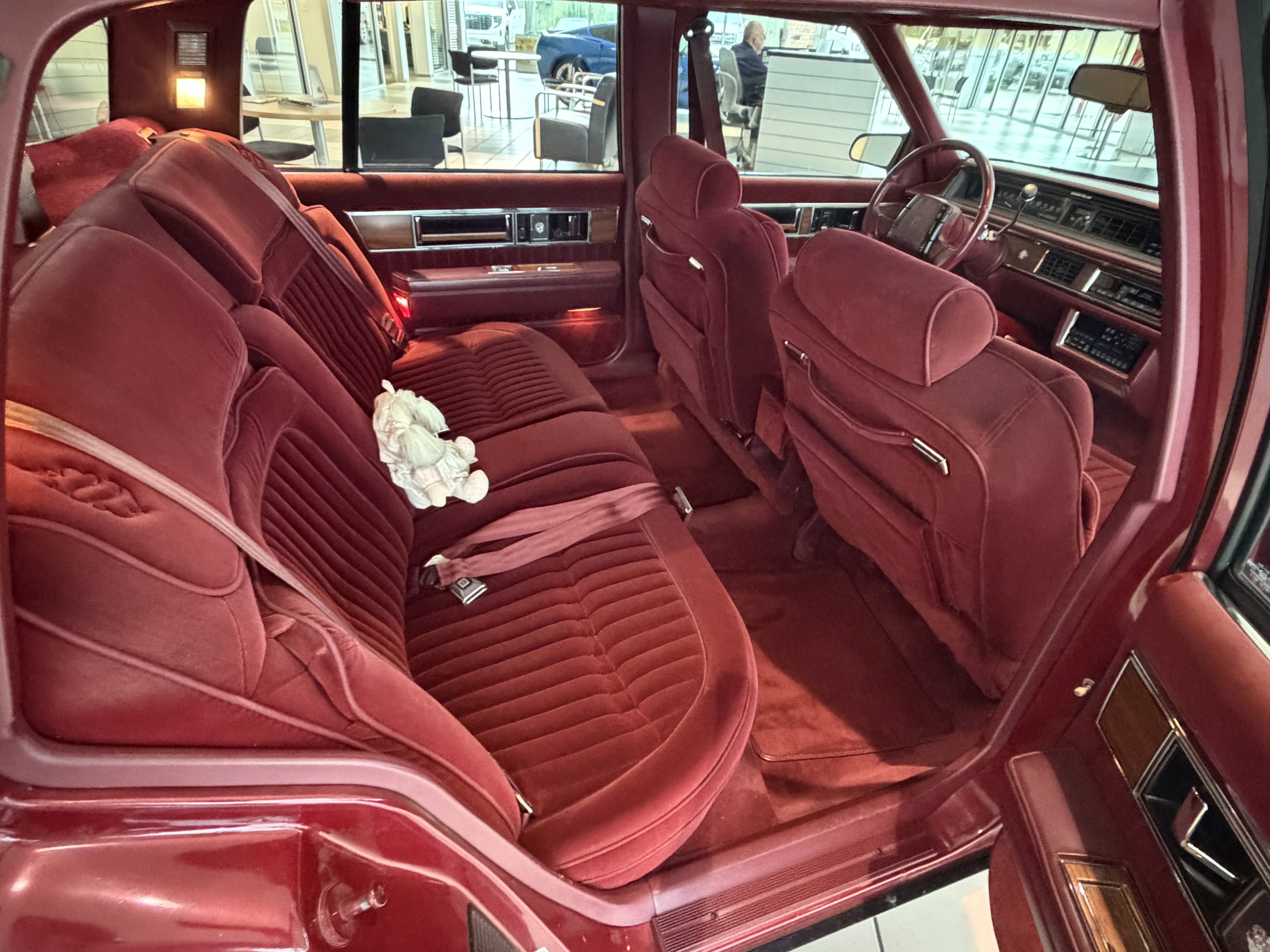 Used 1989 Burgandy Oldsmobile Regency Brougham image 24