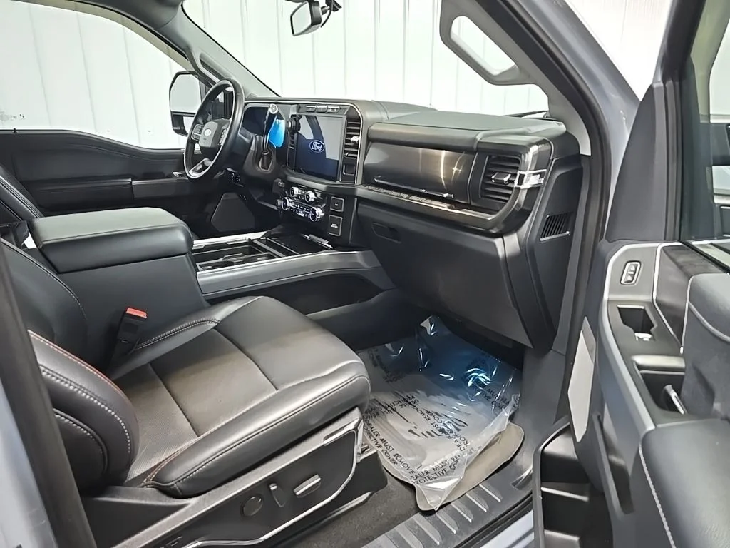 Used 2024 Gray Ford Lariat image 21
