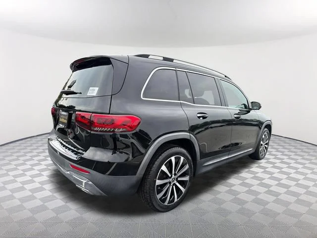 Used 2022 Black Mercedes-Benz GLB 250 image 5