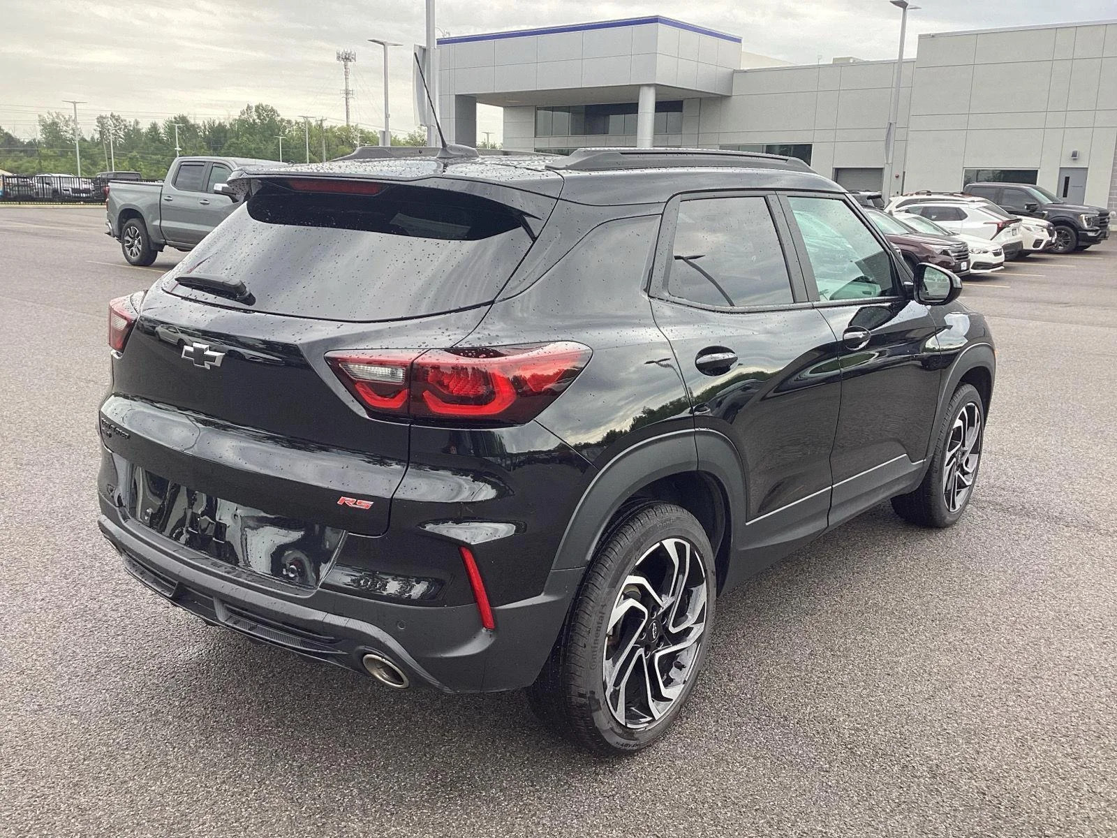 Used 2024 Mosaic Black Metallic Chevrolet RS image 9