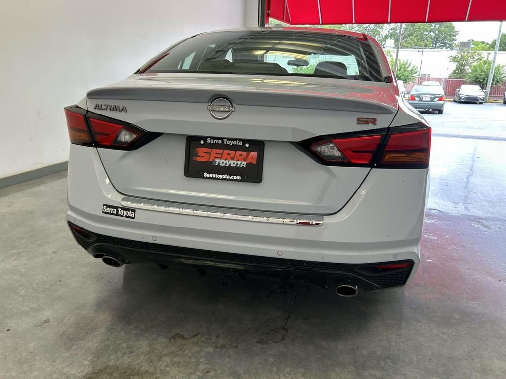 Used 2023 Gray Nissan 2.5 SR image 4
