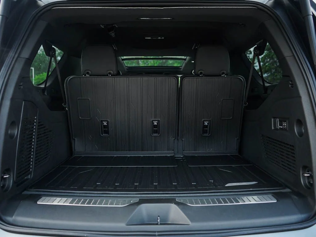 2026 GMC Yukon XL Denali - Photo 7