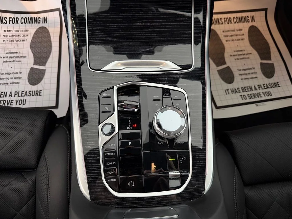 Used 2025 Brooklyn Grey Metallic BMW xDrive40i image 26