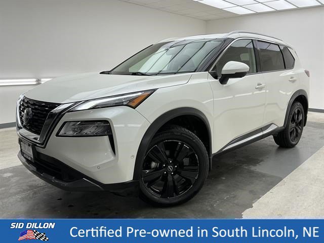Certified Used 2023 Pearl White Tricoat Nissan SL image 1