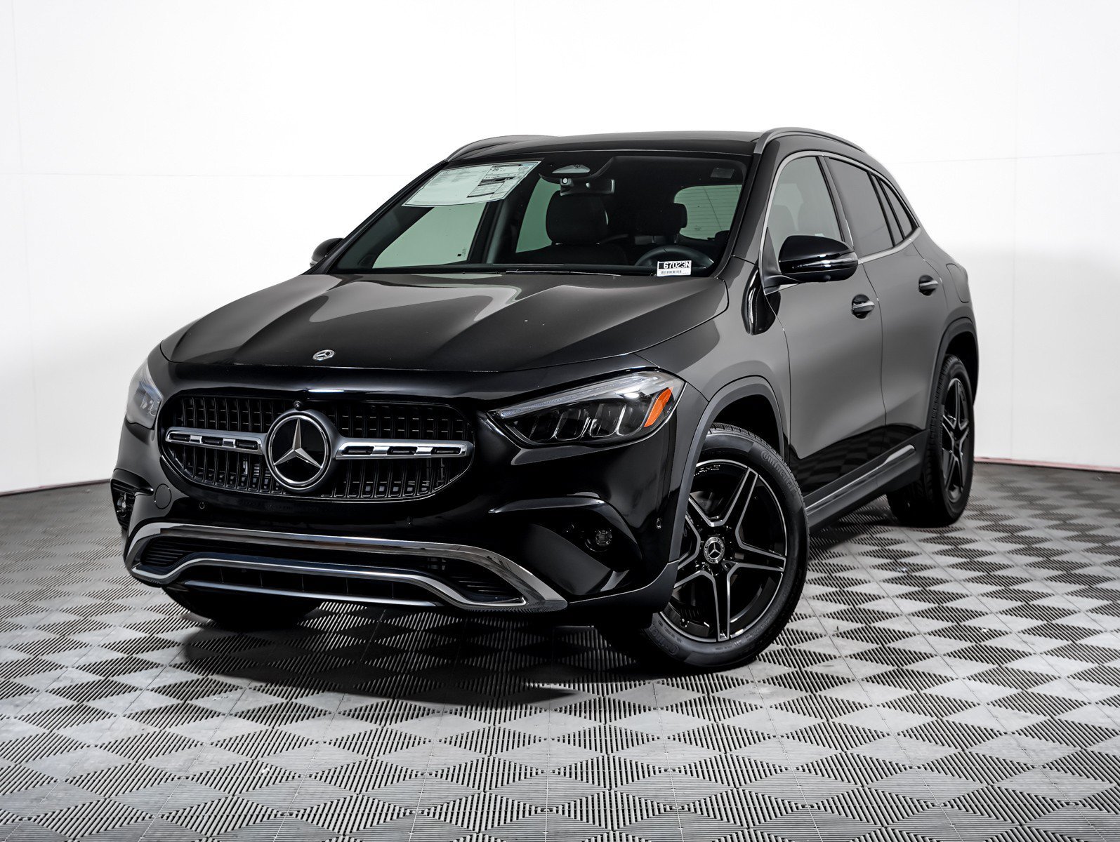 New 2026 Night Black Mercedes-Benz GLA 250 image 1