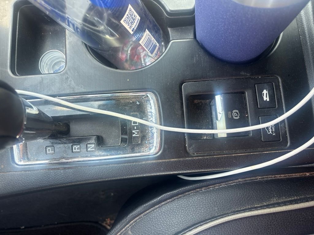 Used 2018 Silver Subaru 2.5i image 18