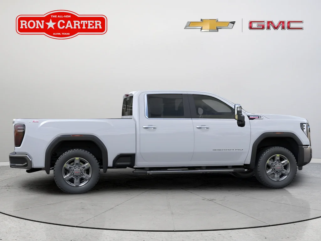 New 2026 Glacier White Tricoat GMC SLT image 8
