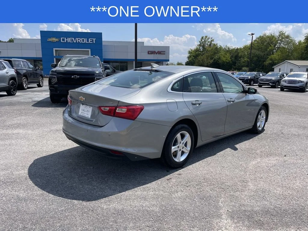 Used 2024 Sterling Gray Metallic Chevrolet 1LT image 4