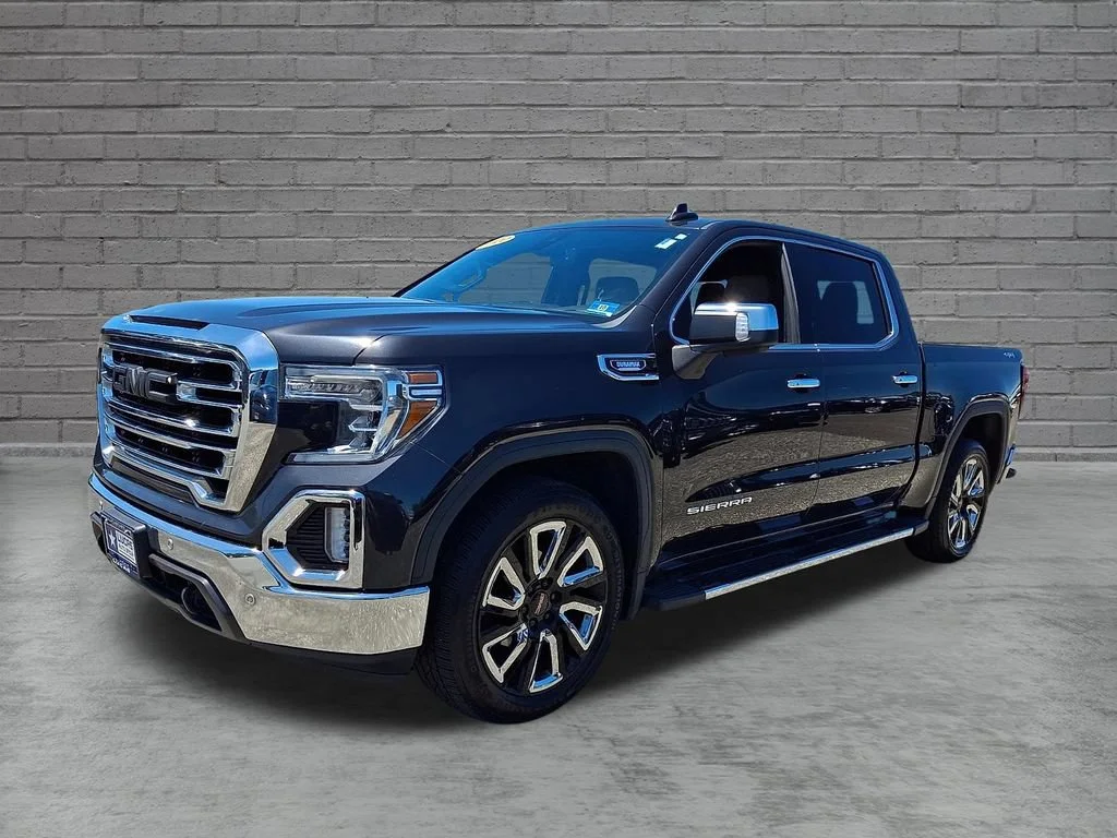 Used 2020 Carbon Black Metallic GMC SLT image 6