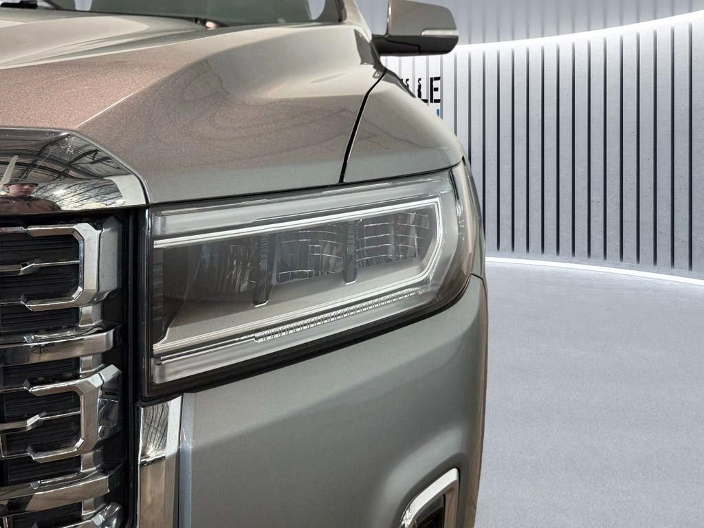 Used 2023 Silver GMC Denali image 17