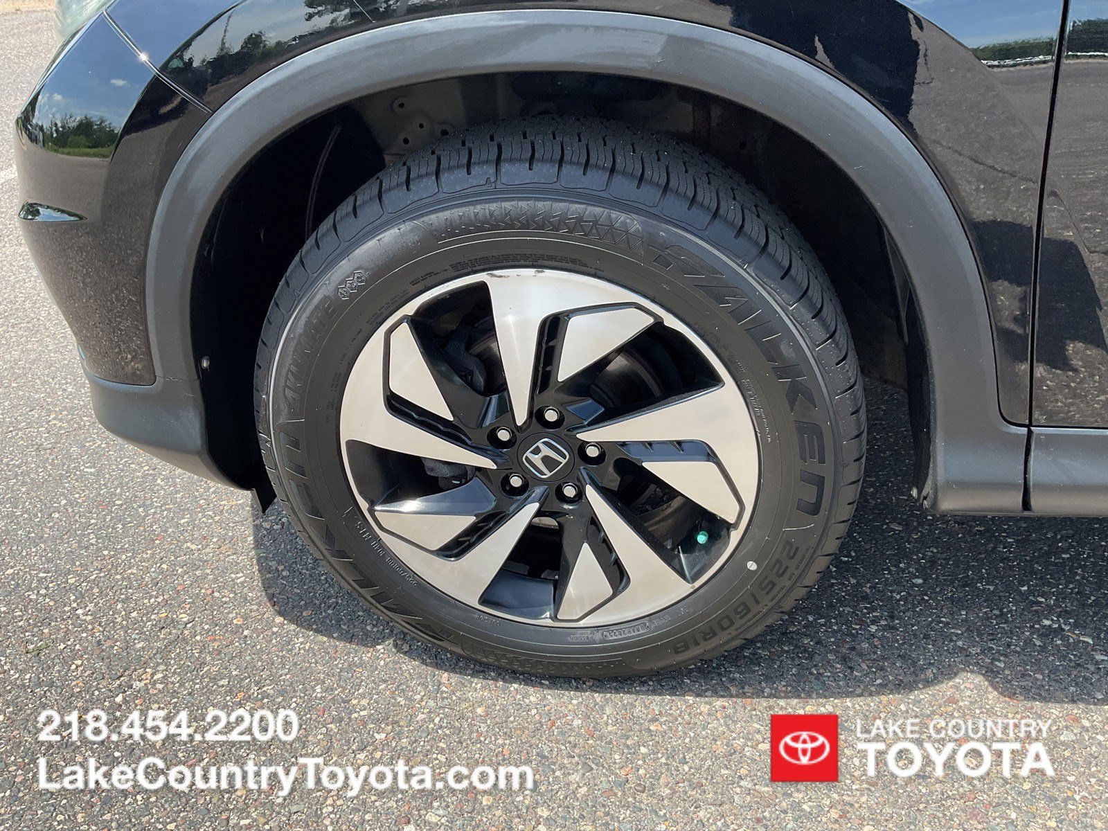 Used 2016 Black Honda Touring image 9