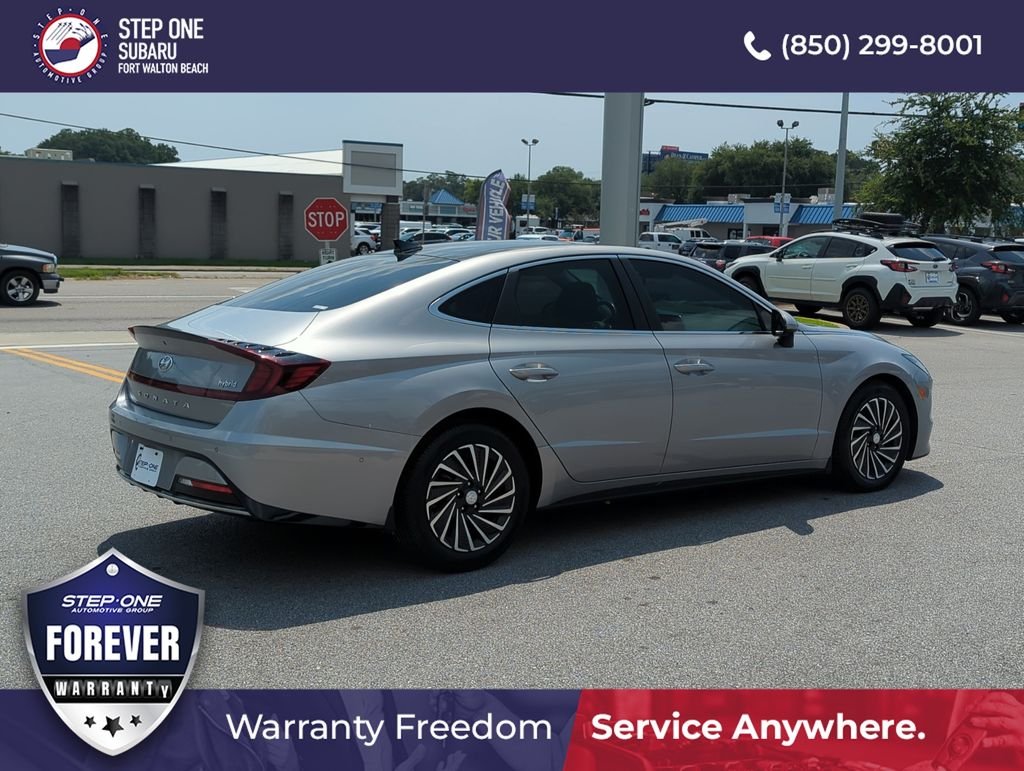 Used 2023 Silver Hyundai Limited image 7