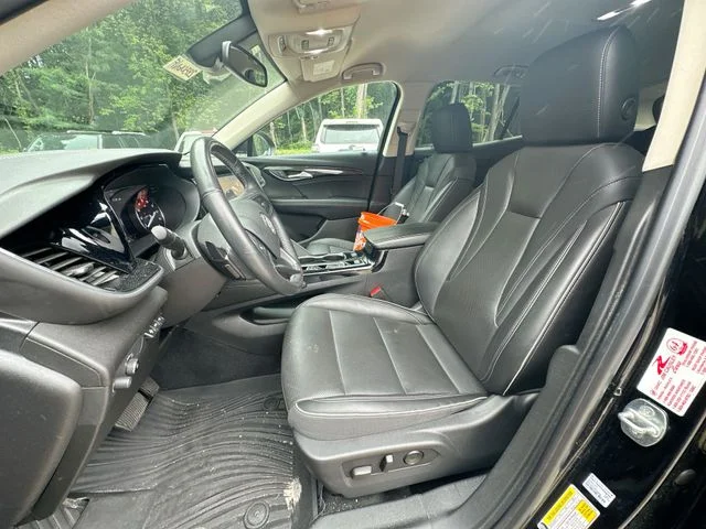 Used 2021 Black Buick Essence image 21