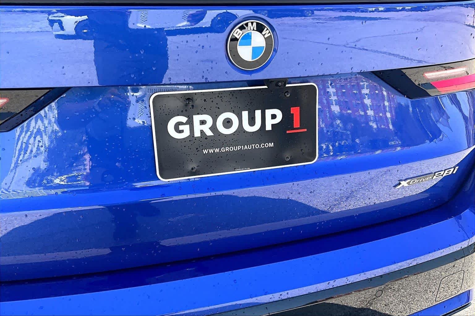 Used 2025 Portimao Blue Metallic BMW xDrive28i image 9