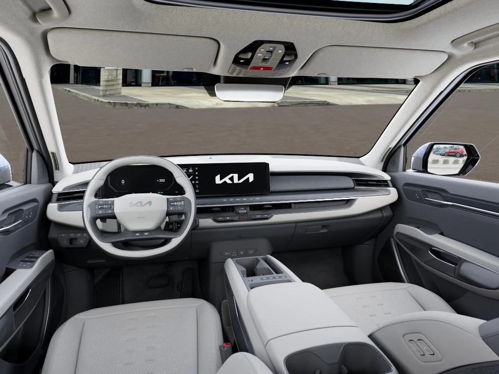 New 2026 Glacial White Pearl Kia Wind AWD image 14