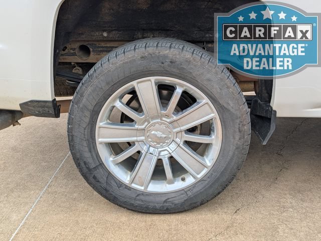 Used 2018 IRIDESCENT PEARL TRICOAT Chevrolet High Country image 4