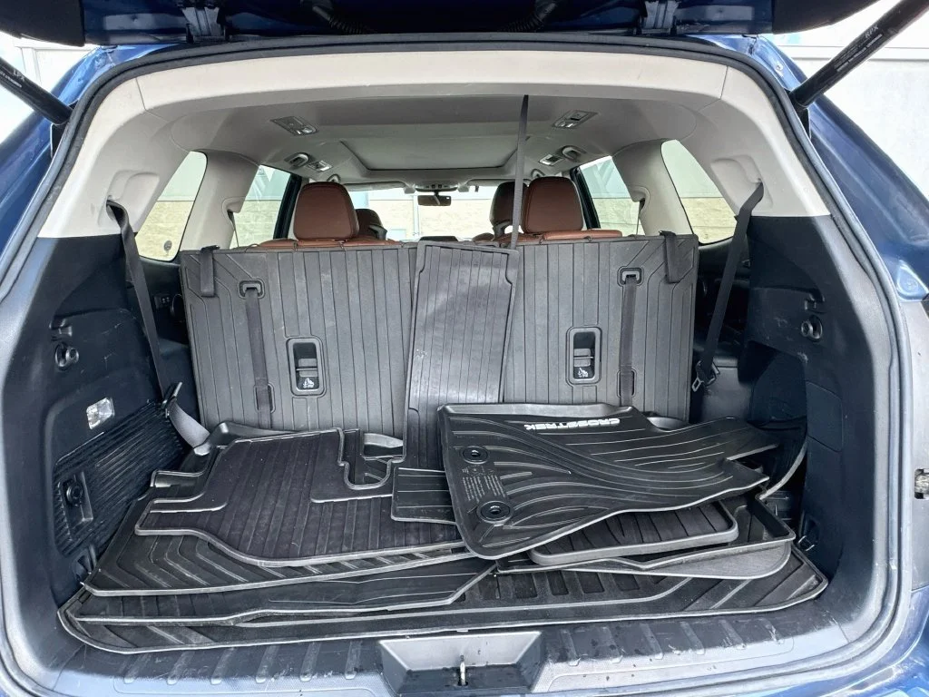 Used 2020 Blue Subaru Touring image 32