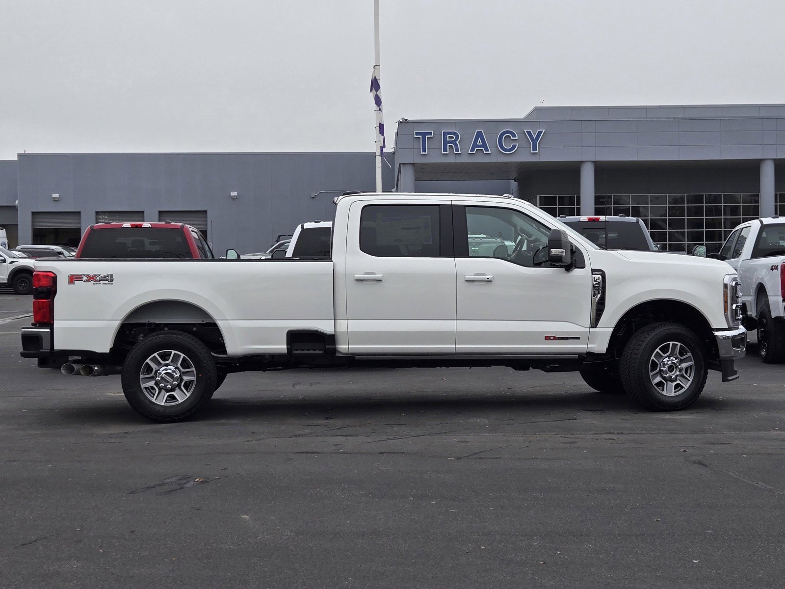 New 2026 Star White Metallic Tri-Coat Ford F-350® Lariat® image 4