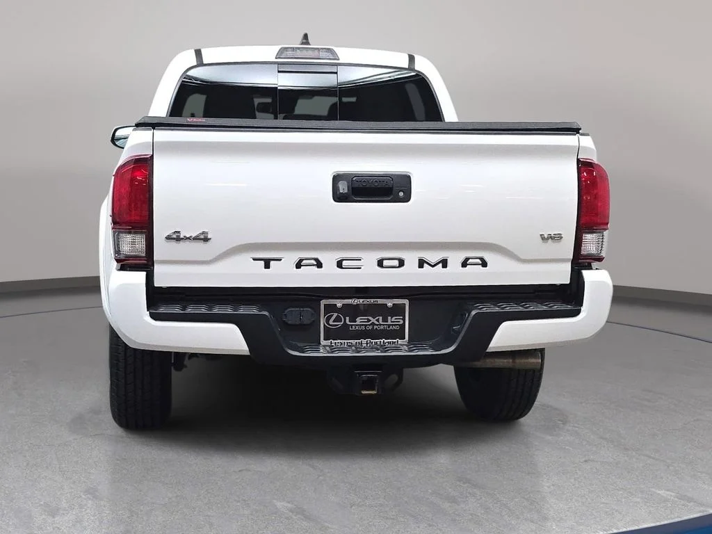 Used 2023 White Toyota SR5 image 7