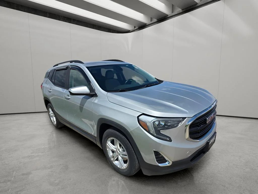 Used 2021 Quicksilver Metallic GMC SLE image 7