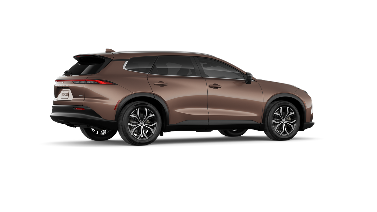 New 2026 Bronze Age Toyota XLE image 19