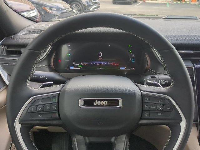 Used 2025 Black Jeep 4xe image 34