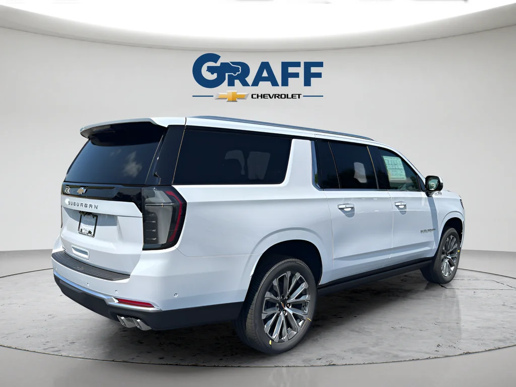 2026 Chevrolet Suburban High Country - Photo 8