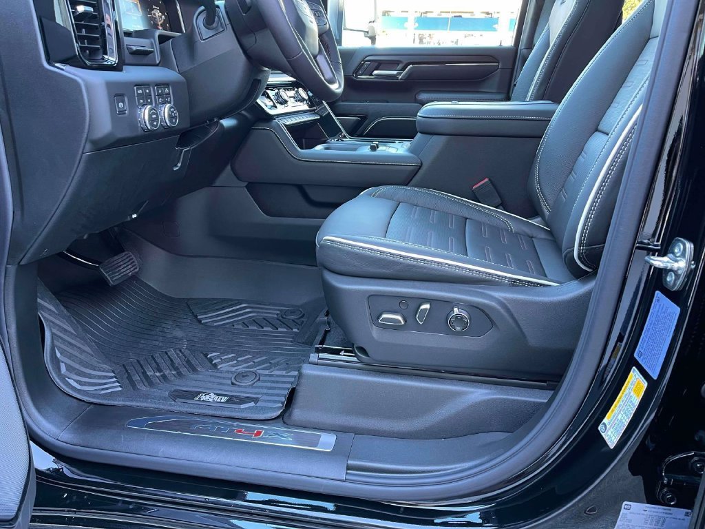 2026 GMC Sierra 2500HD AT4X - Photo 22
