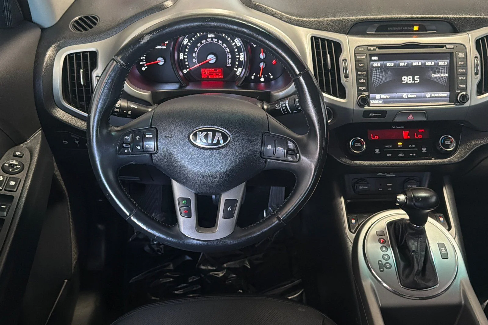 Used 2015 Black Kia EX image 16